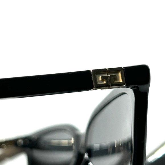Givenchy Sunglass - Picture 3 of 11